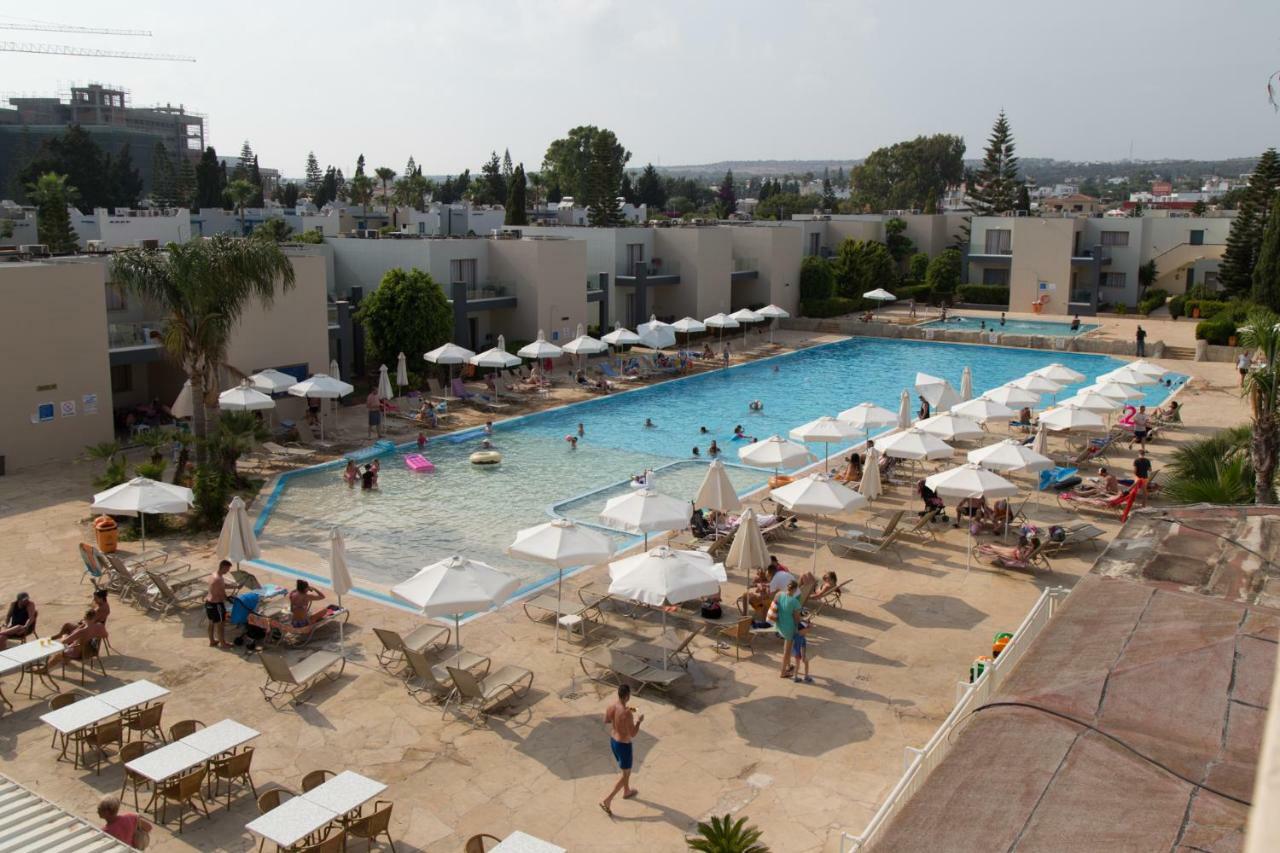 Electra Holiday Village Water Park Resort Agia Napa Buitenkant foto