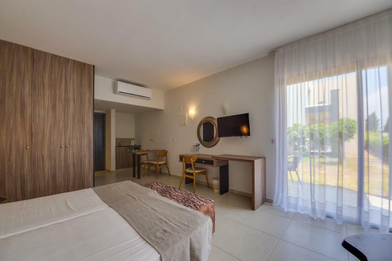 Electra Holiday Village Water Park Resort Agia Napa Buitenkant foto