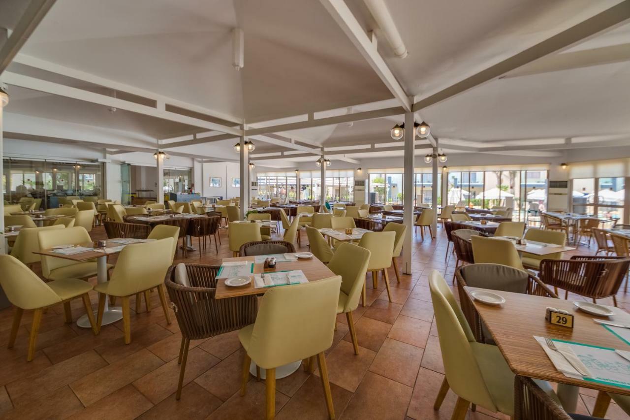 Electra Holiday Village Water Park Resort Agia Napa Buitenkant foto