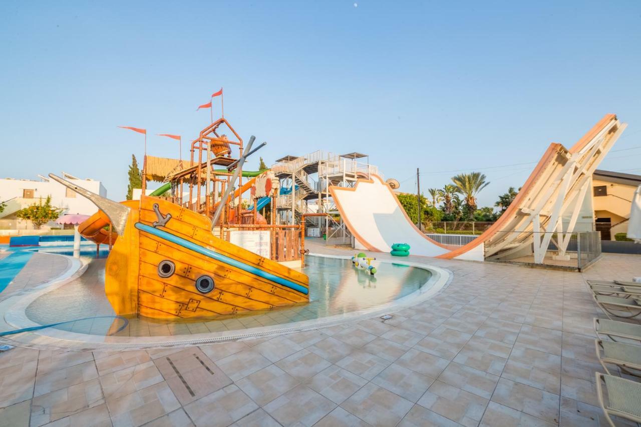 Electra Holiday Village Water Park Resort Agia Napa Buitenkant foto